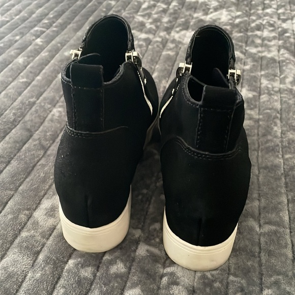 Steve Madden Wedgie Suede Ankle Sneakers - Picture 7 of 8